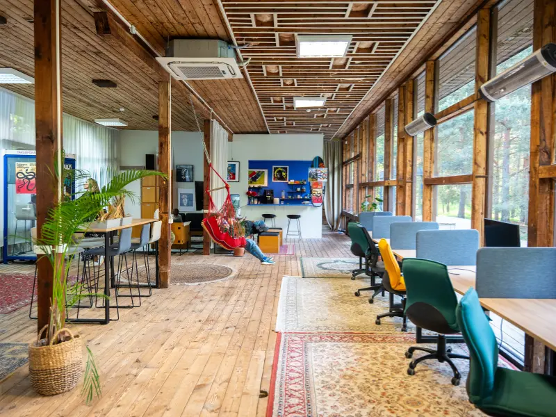Coworking Palangoje (3o – Out Of Office)